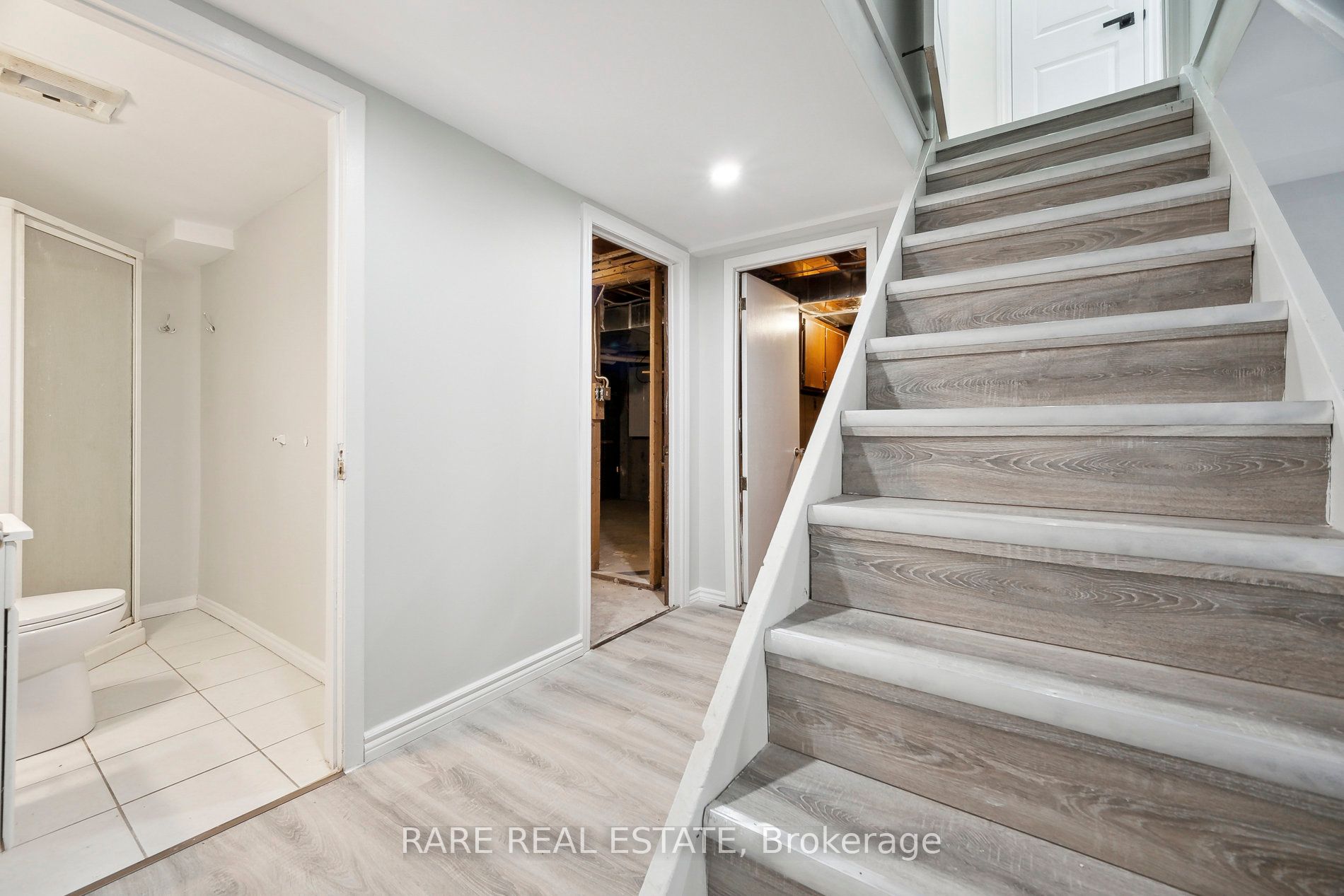 314 Laughton Crescent Property Photo 27