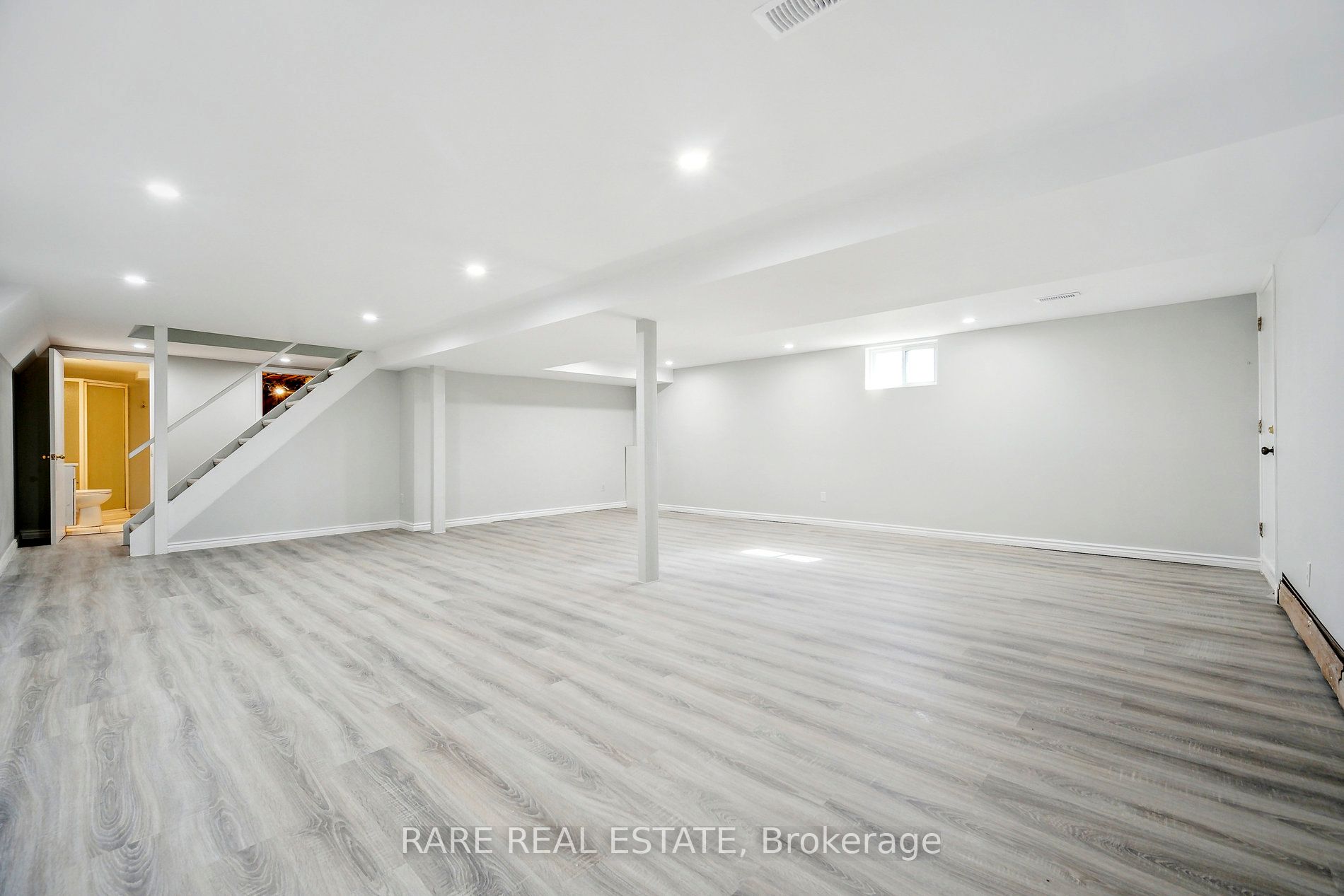 314 Laughton Crescent Property Photo 30