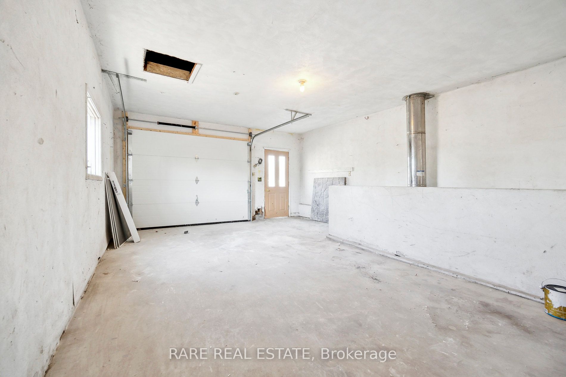 314 Laughton Crescent Property Photo 34