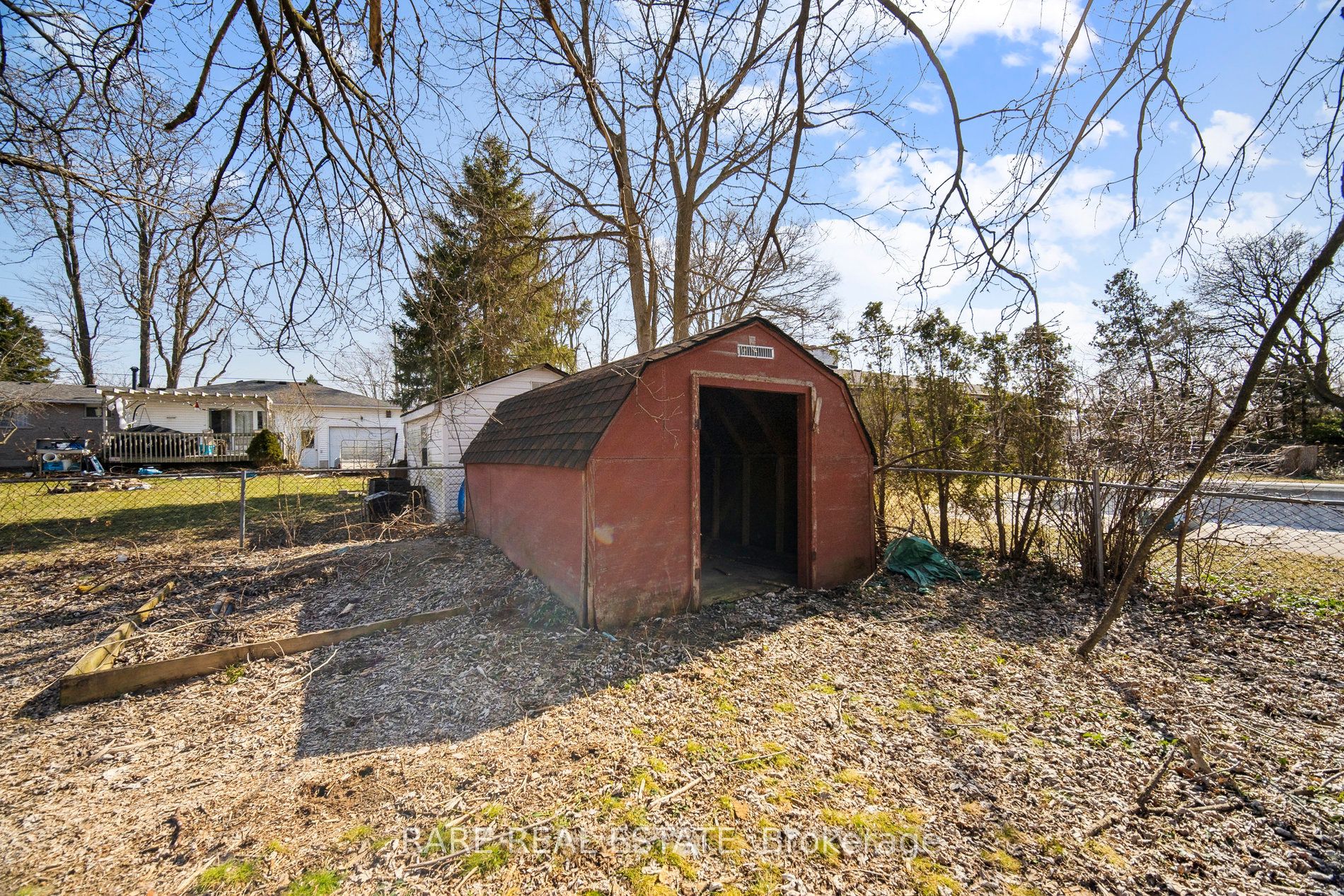 314 Laughton Crescent Property Photo 35