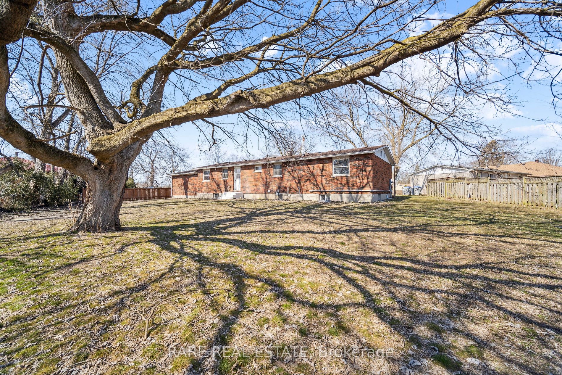 314 Laughton Crescent Property Photo 42