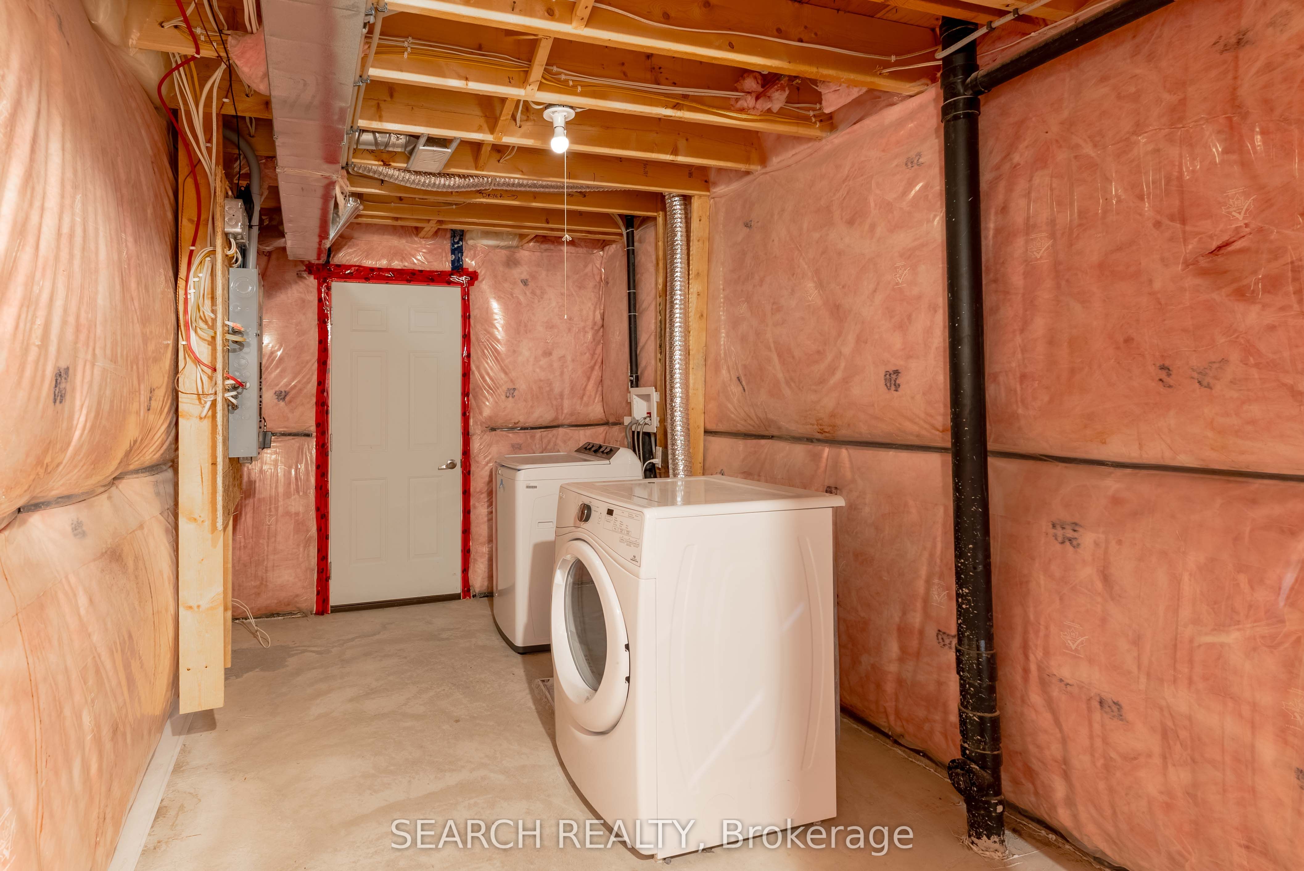 3250 Turner Crescent Property Photo 31