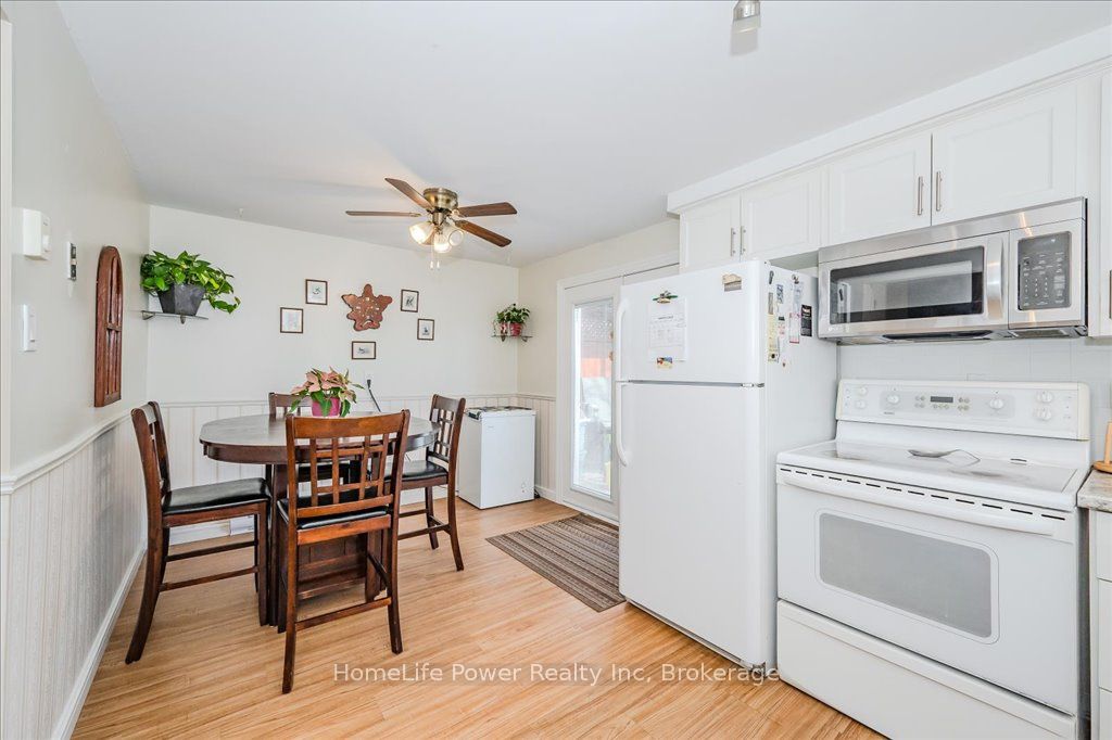 14 Upton Crescent Property Photo 13
