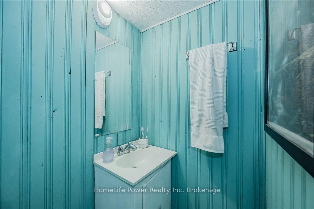 14 Upton Crescent Property Photo 26