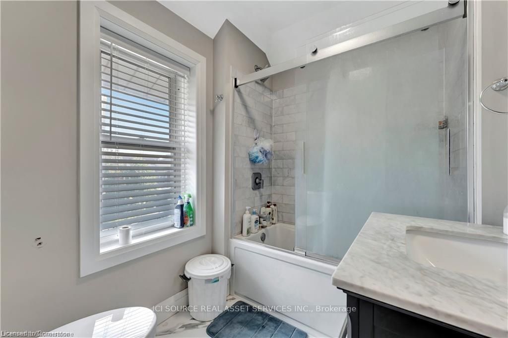 #unit 1 - 25 Major Street Property Photo 11