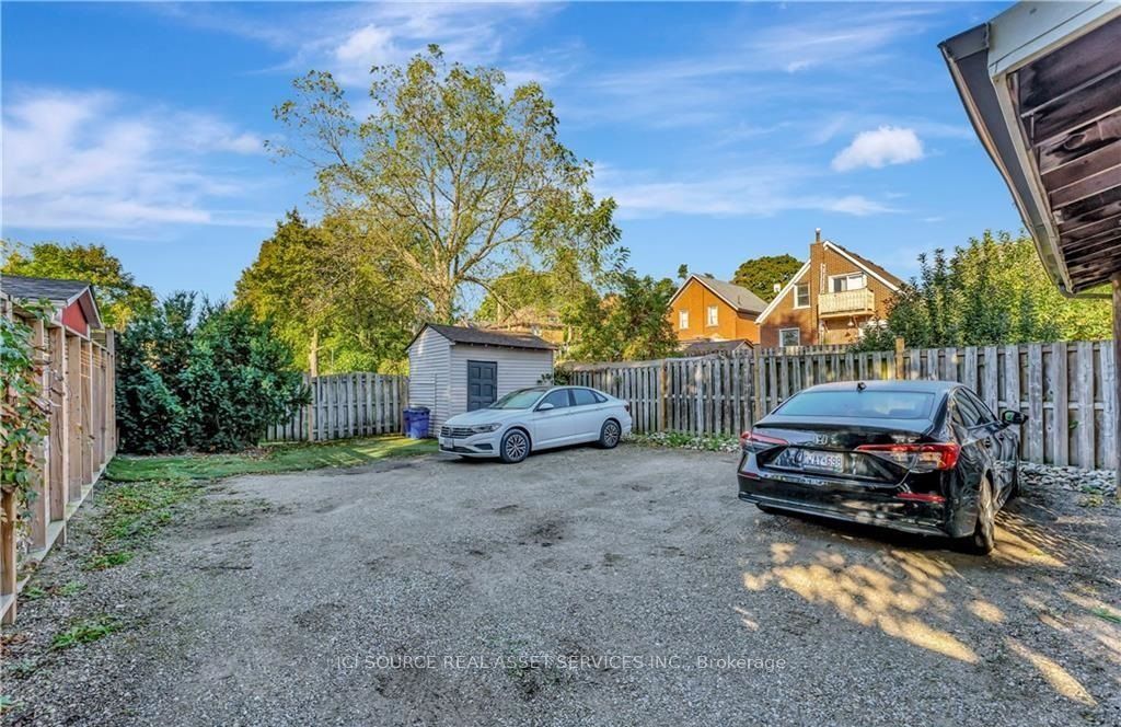 #unit 1 - 25 Major Street Property Photo 14