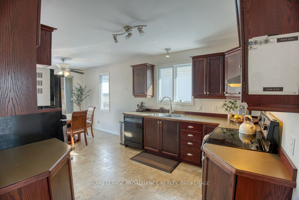 544 Magnolia Drive Property Photo 14