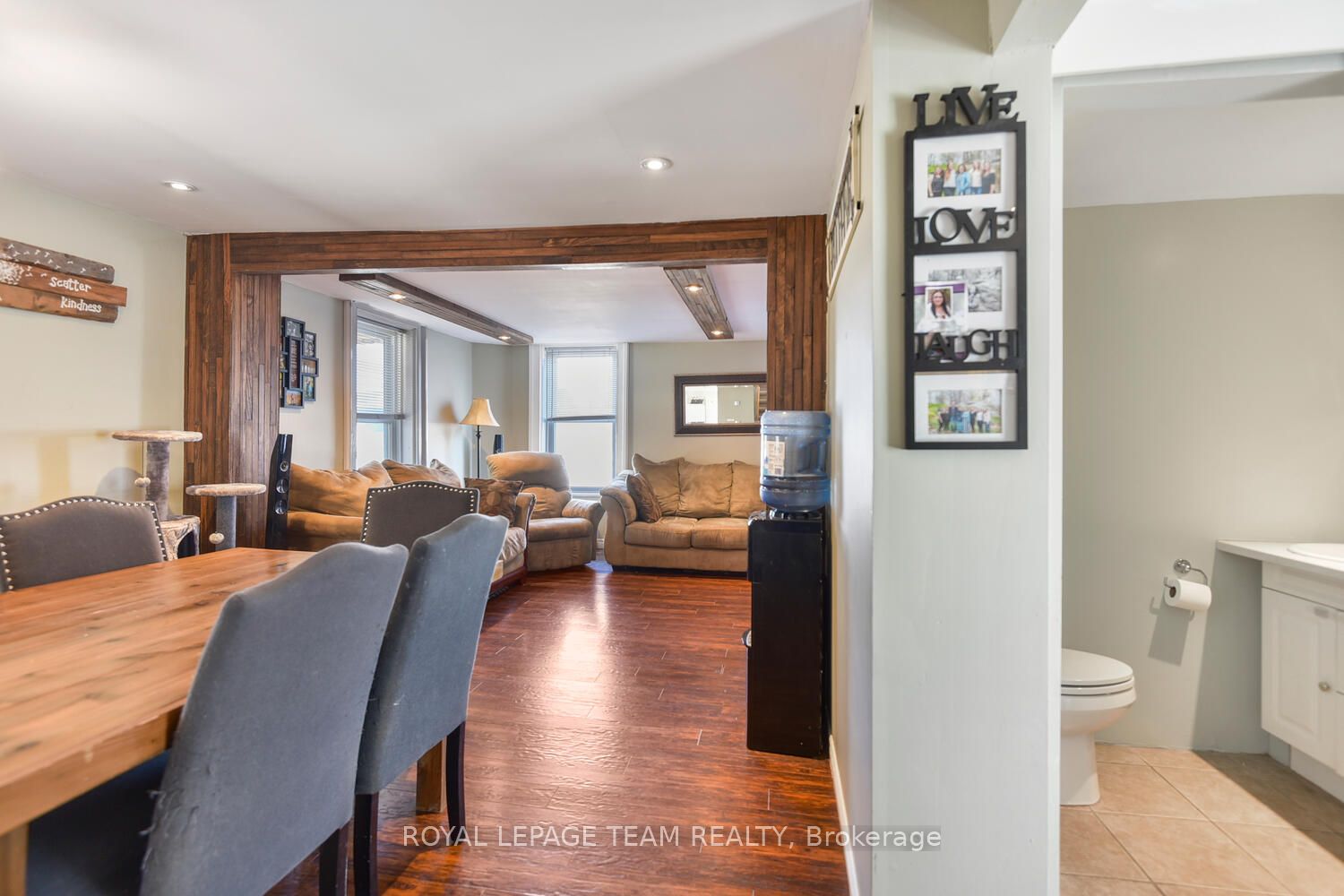 2155 Dundas Street Property Photo 11