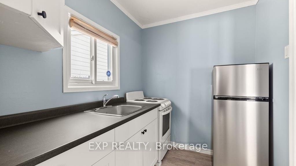#back - 42 Baldwin Street Property Photo 7