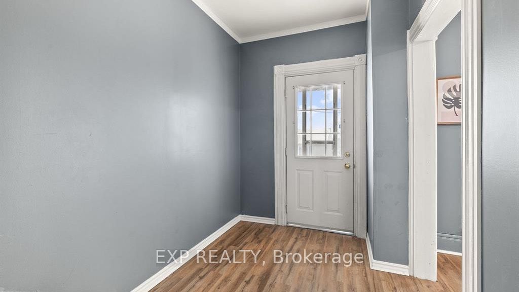 #main - 42 Baldwin Street Property Photo 4