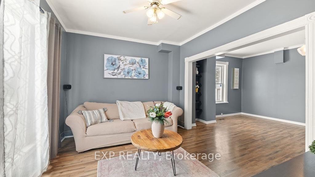 #main - 42 Baldwin Street Property Photo 10