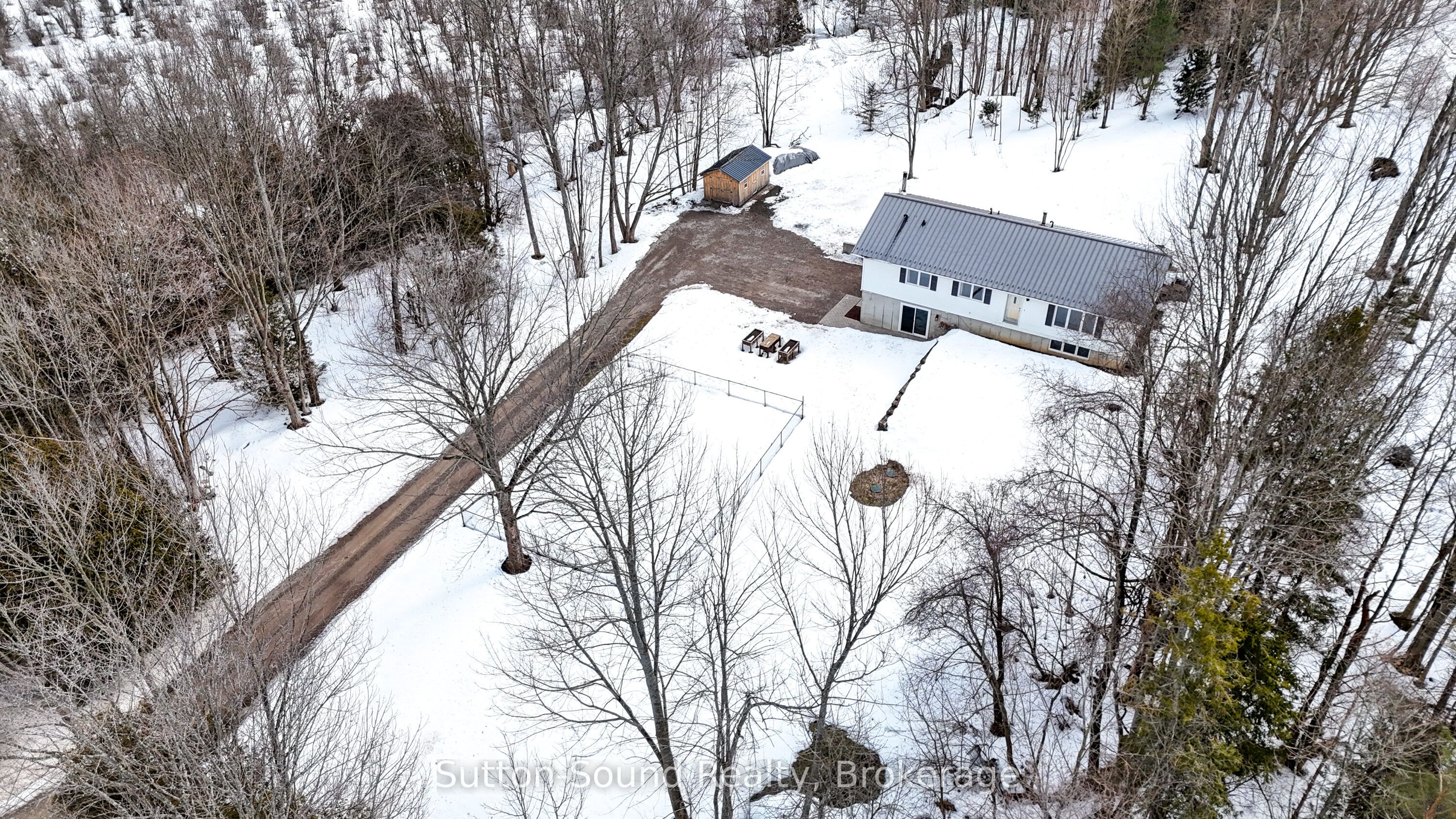 387 Park Head Road Property Photo
