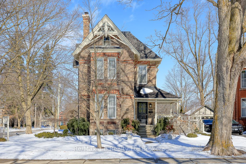 399 Drew Street Property Photo
