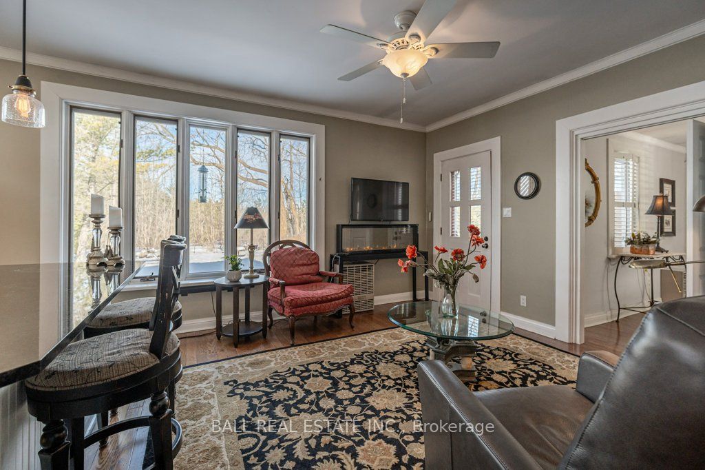 170 Queen Street Property Photo 15