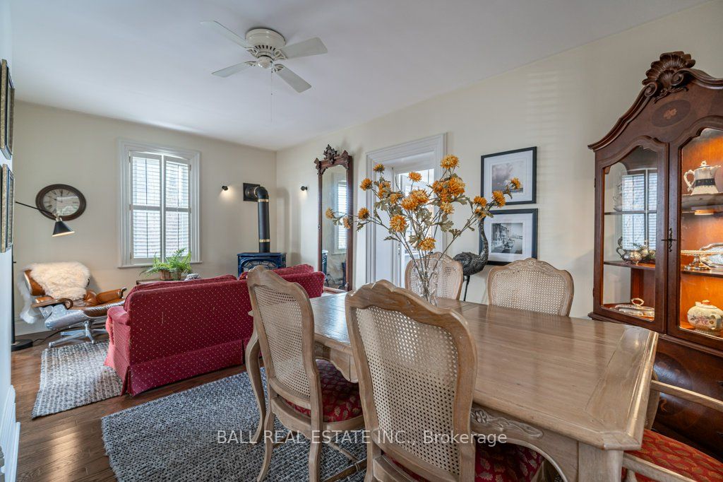 170 Queen Street Property Photo 19