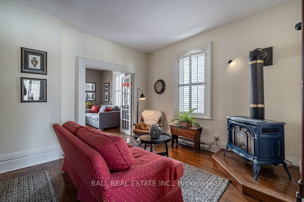 170 Queen Street Property Photo 21