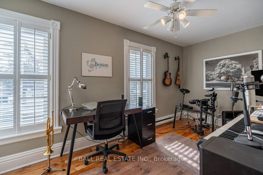 170 Queen Street Property Photo 35