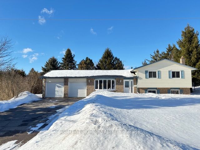 63 Pinewood Crescent Property Photo