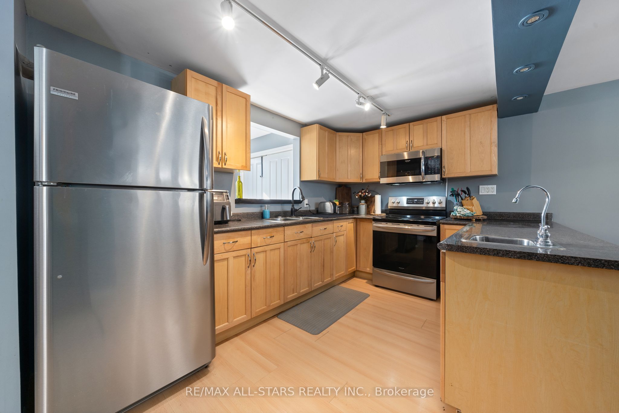 172 Mcguire Beach Road Property Photo 10