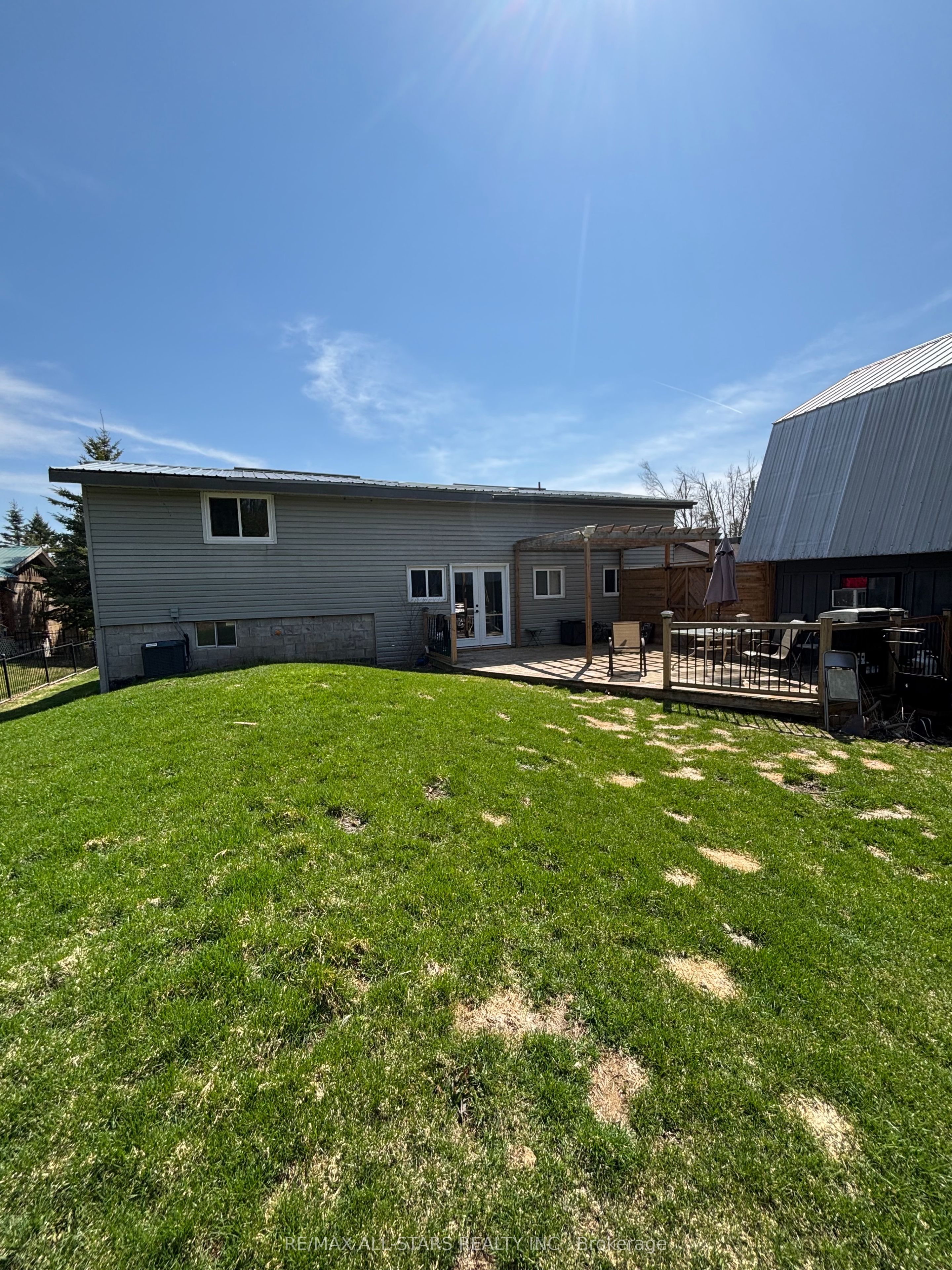 172 Mcguire Beach Road Property Photo 23