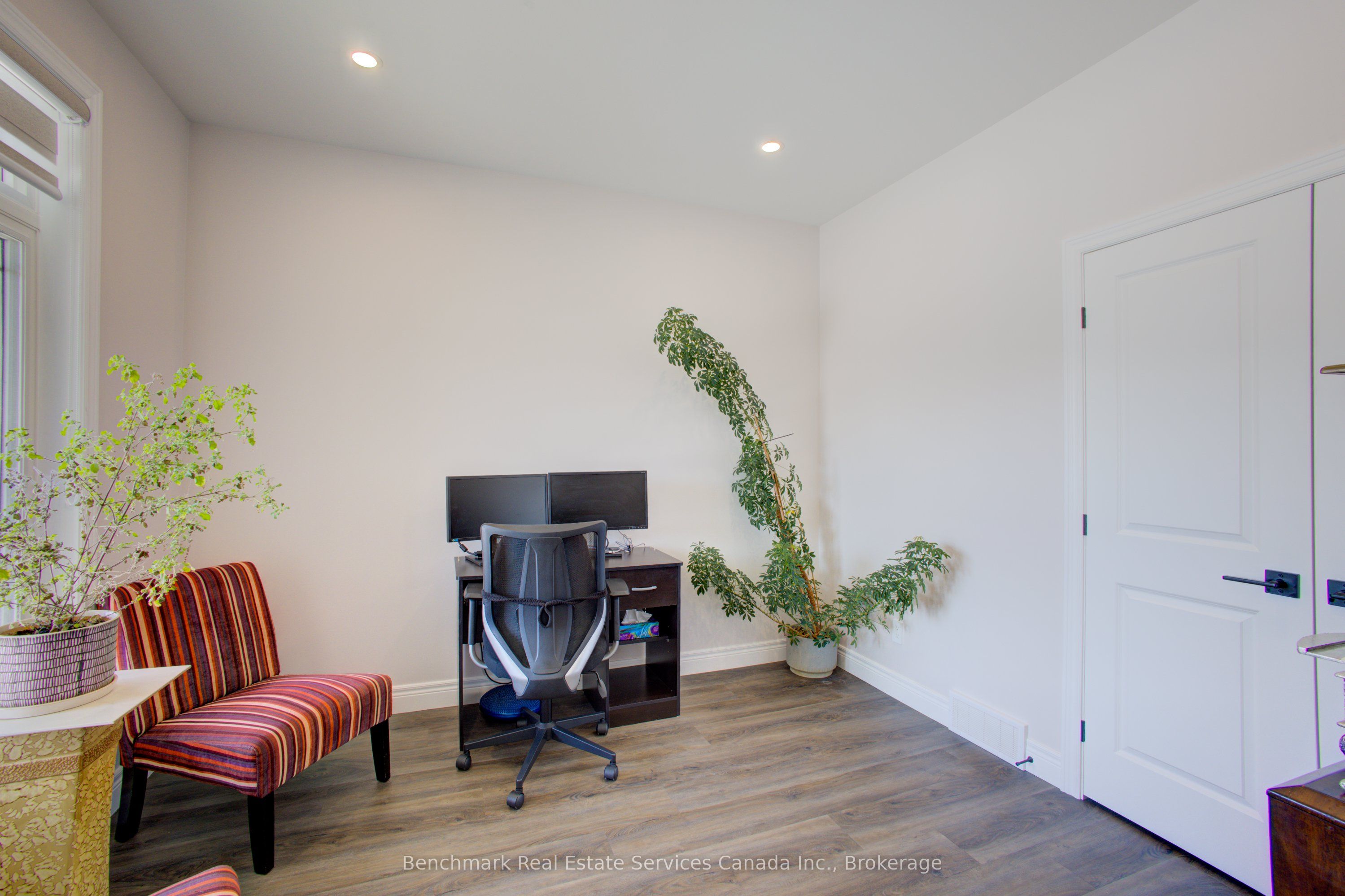 19 Winchester Crescent Property Photo 5