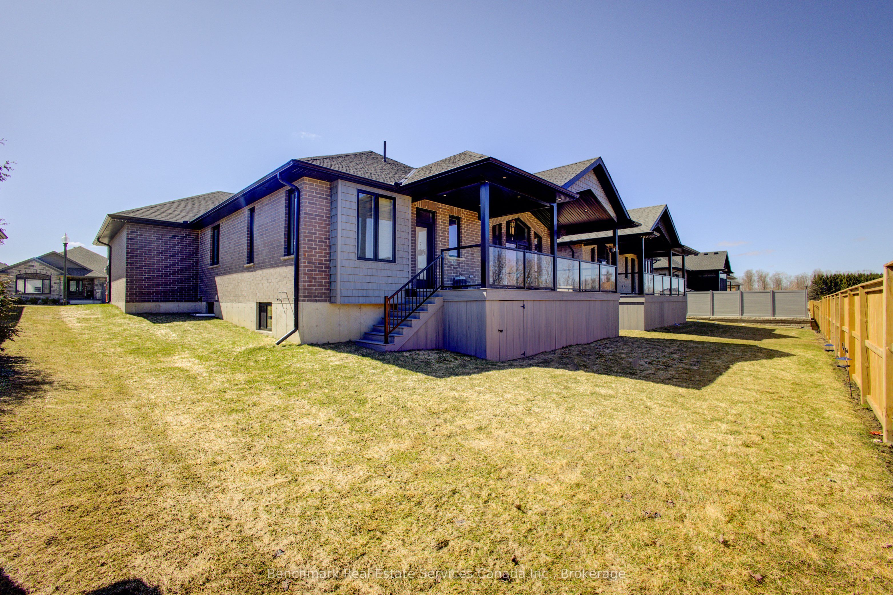 19 Winchester Crescent Property Photo 33