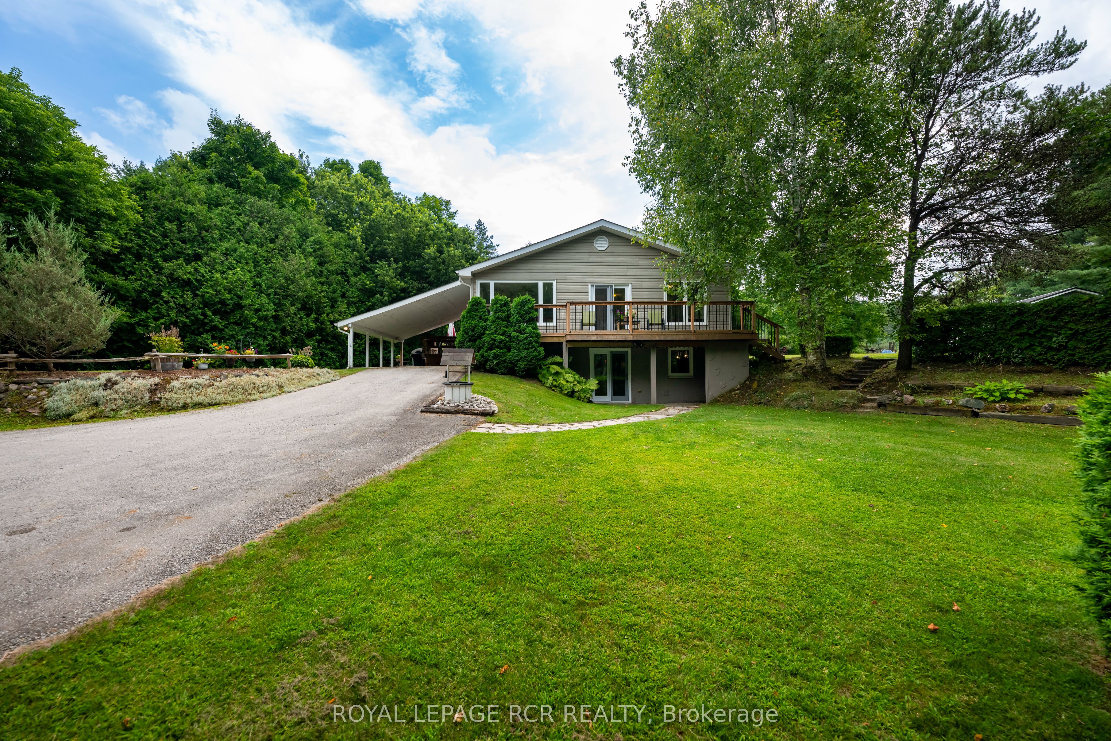 308118 Hockley Road Property Photo