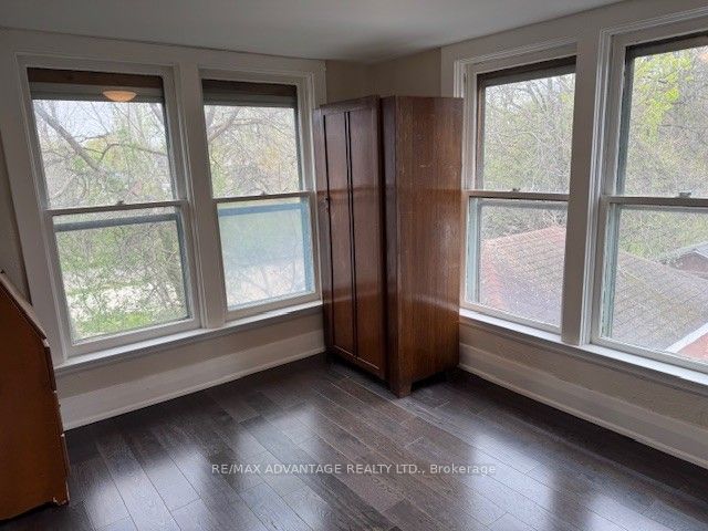 191 Wharncliffe Road S Property Photo 9