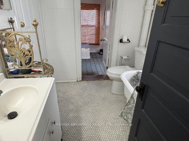 191 Wharncliffe Road S Property Photo 14