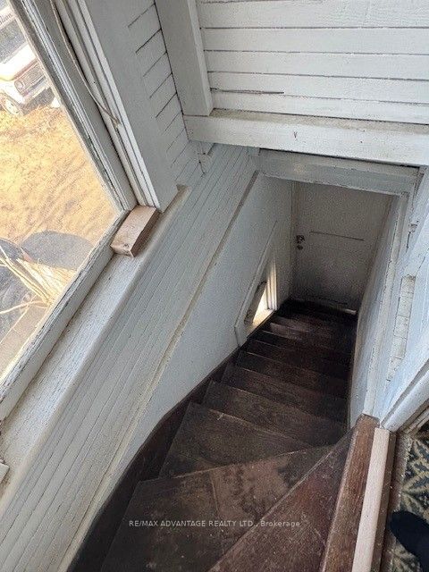 191 Wharncliffe Road S Property Photo 16