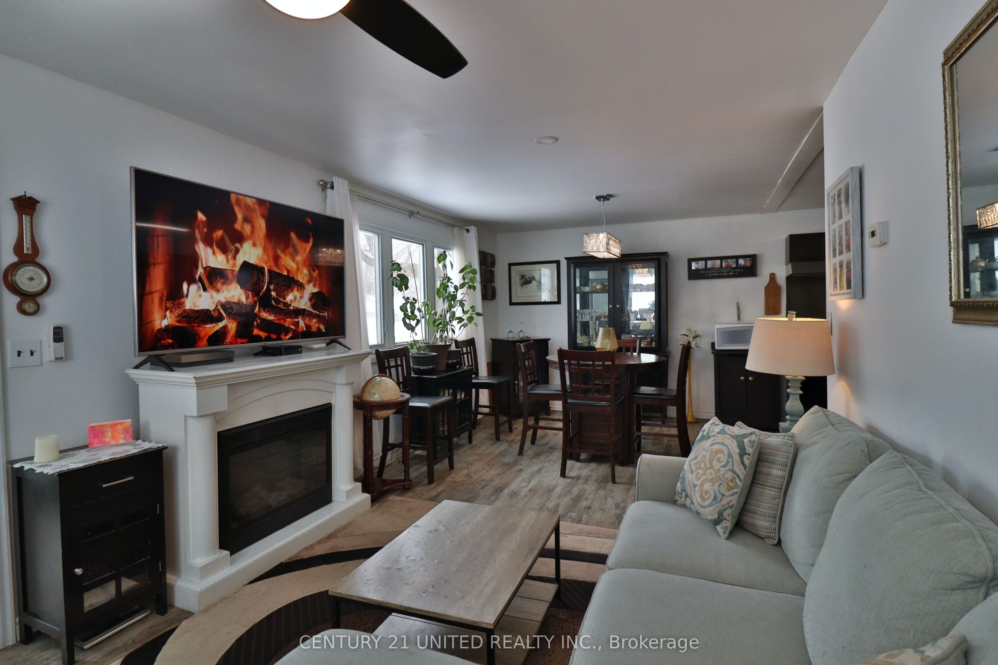 31 Pearce Street Property Photo 2