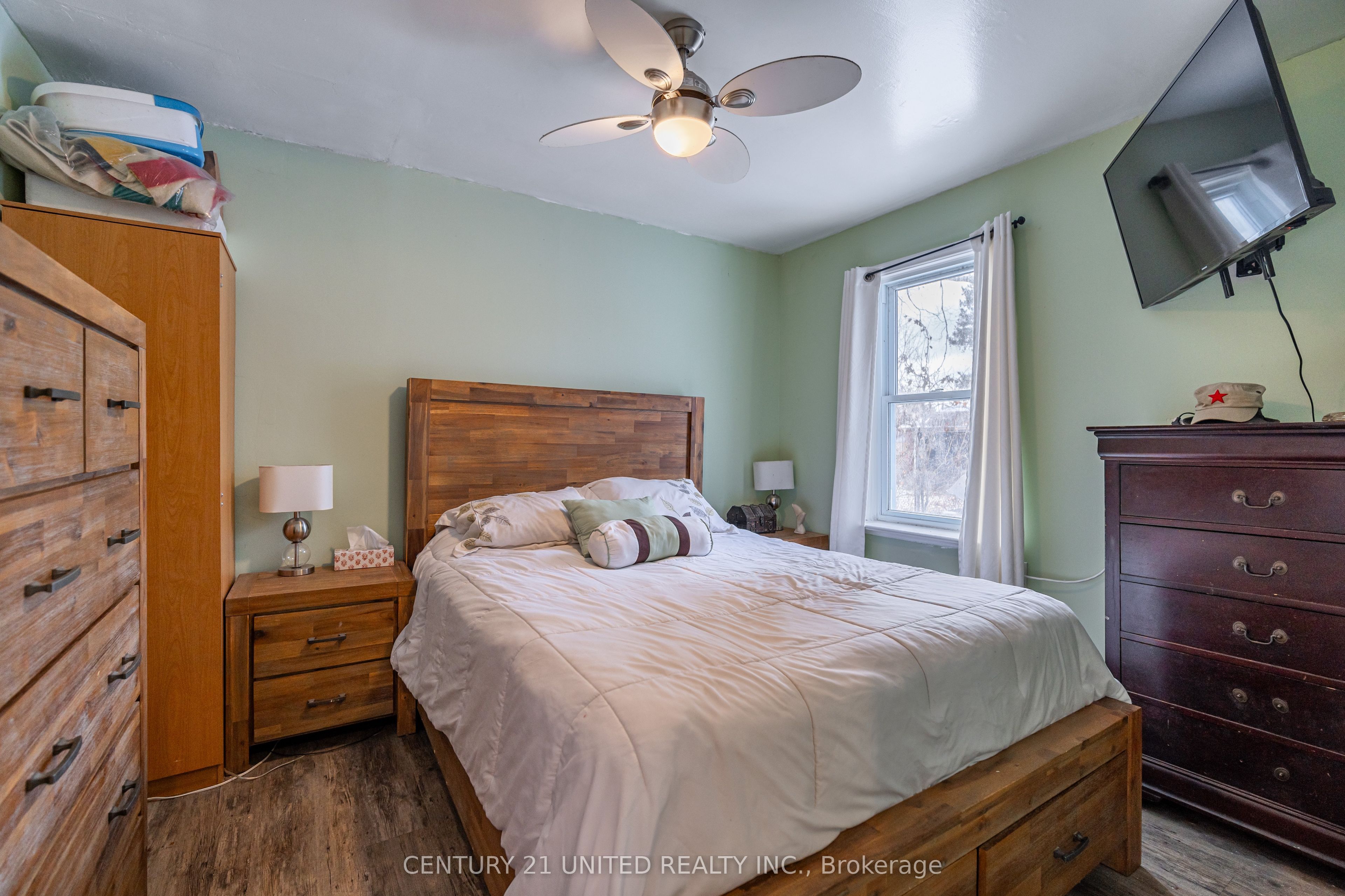 31 Pearce Street Property Photo 6