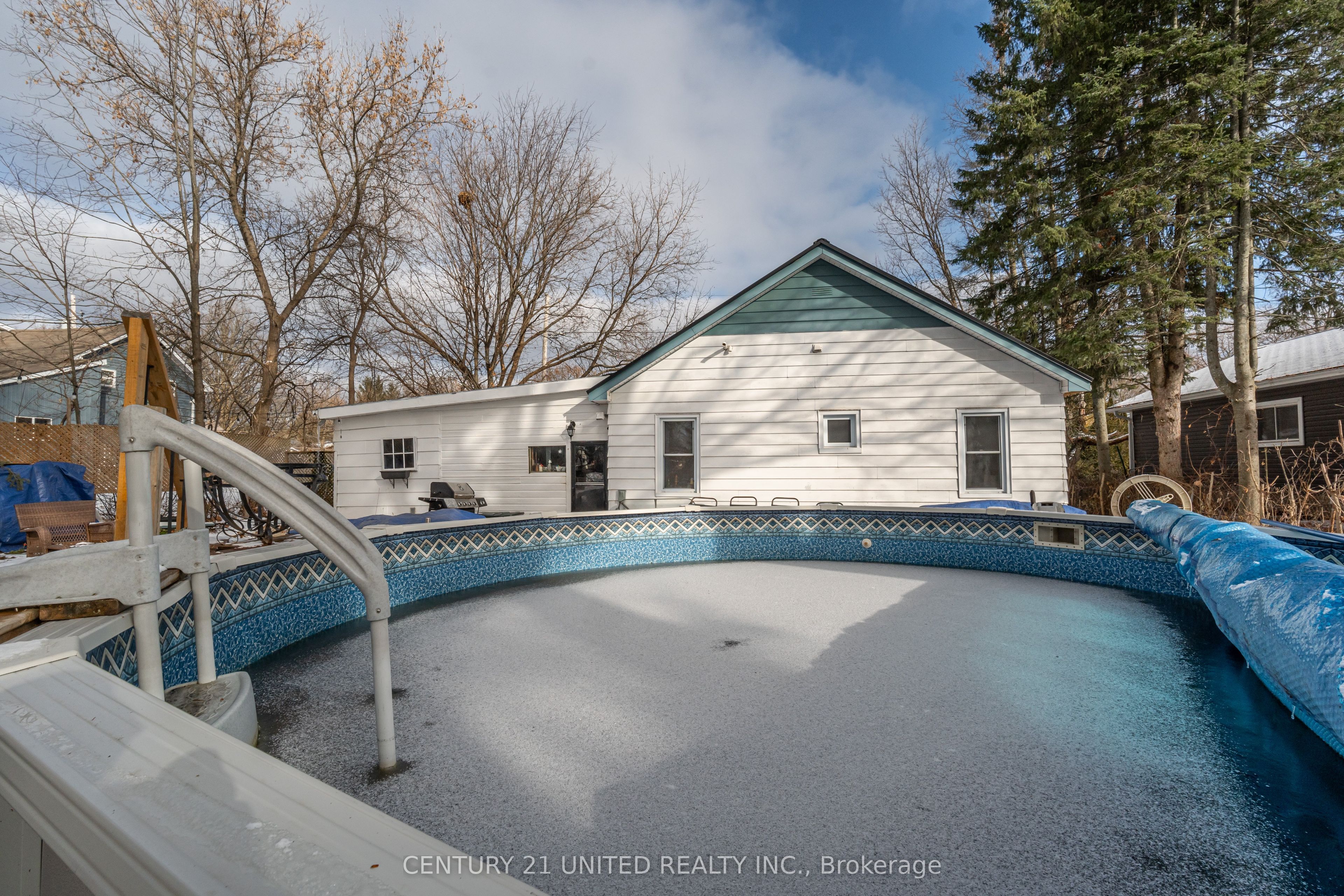 31 Pearce Street Property Photo 12