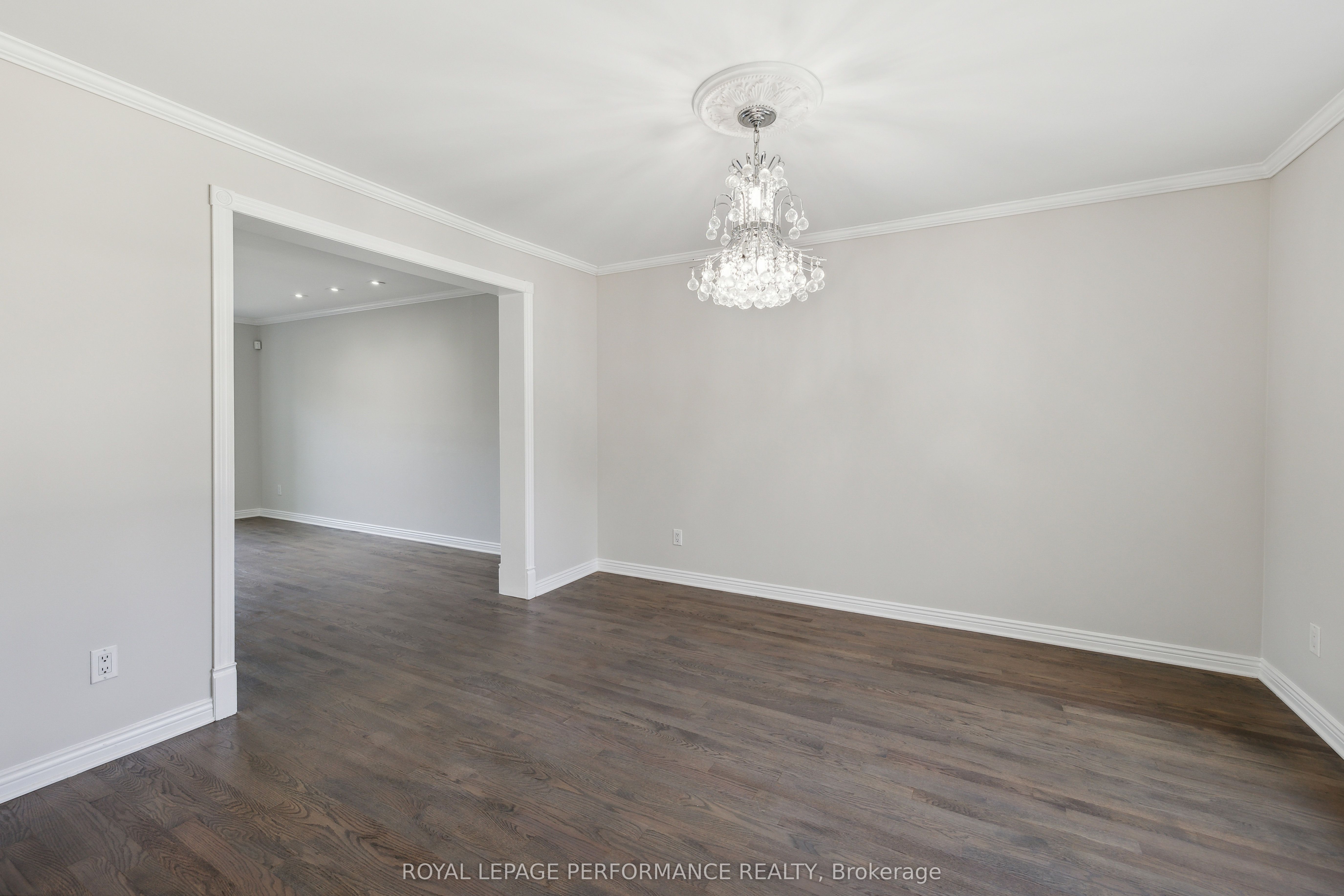 1873 Du Clairvaux Road Property Photo 11