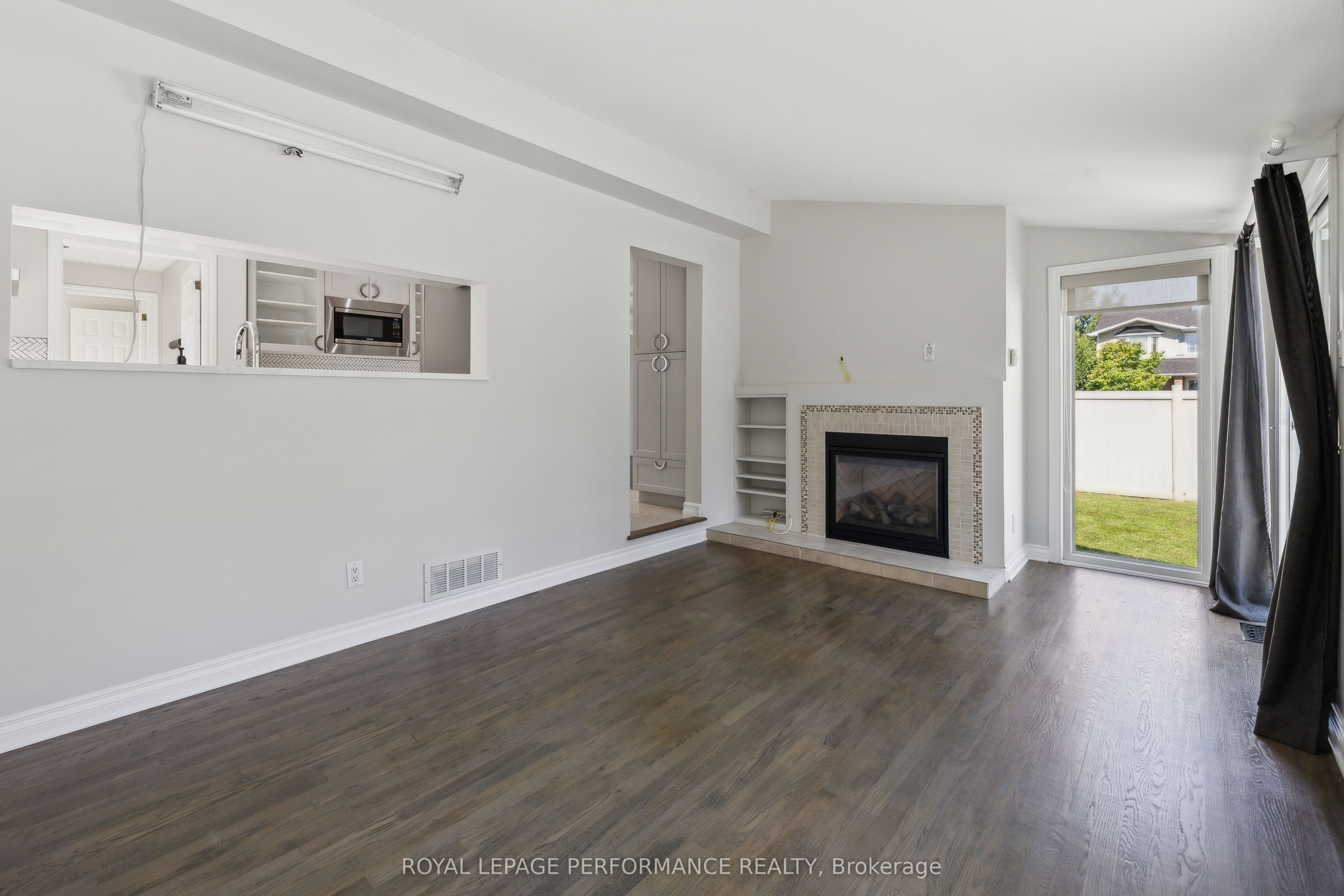 1873 Du Clairvaux Road Property Photo 17