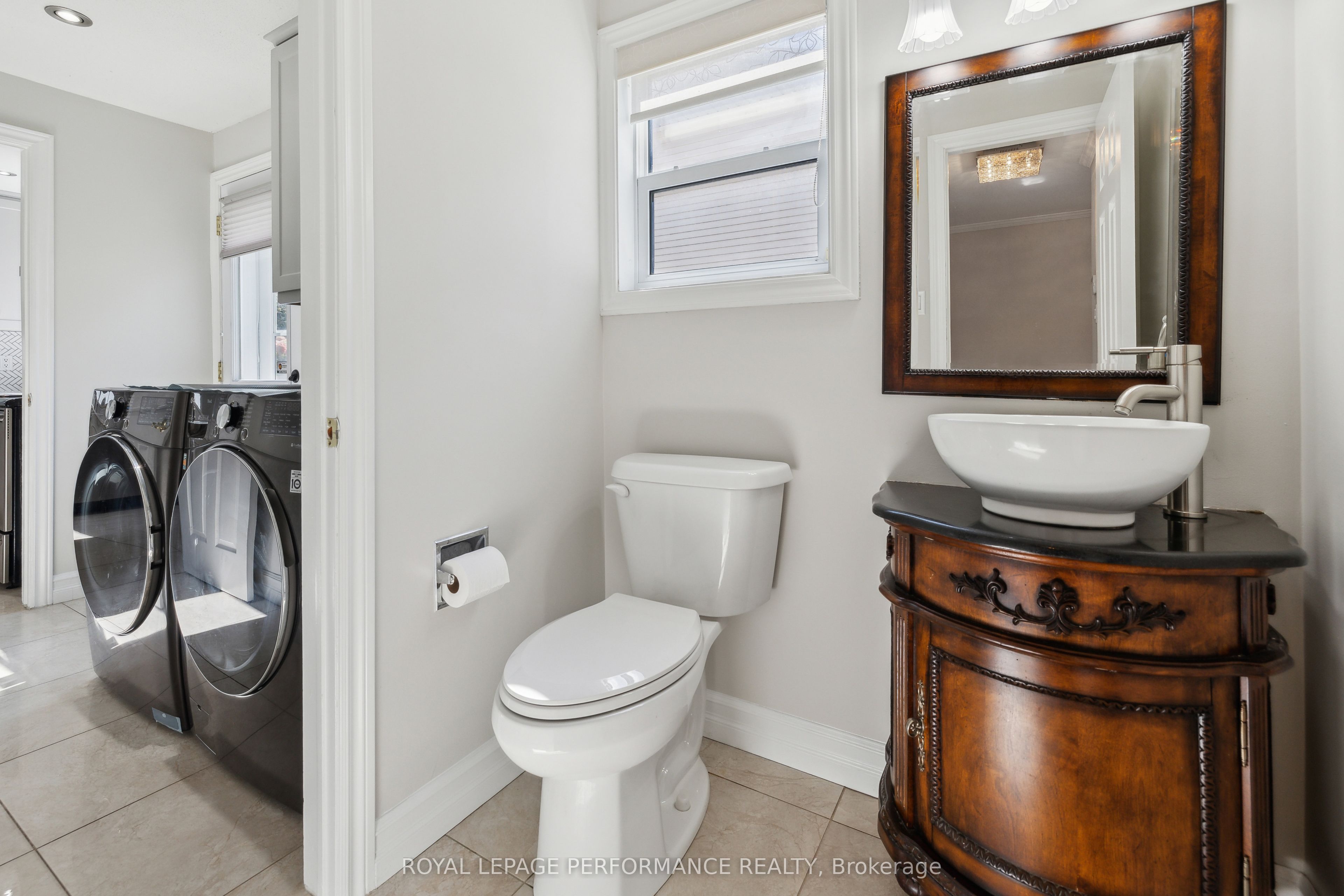 1873 Du Clairvaux Road Property Photo 19