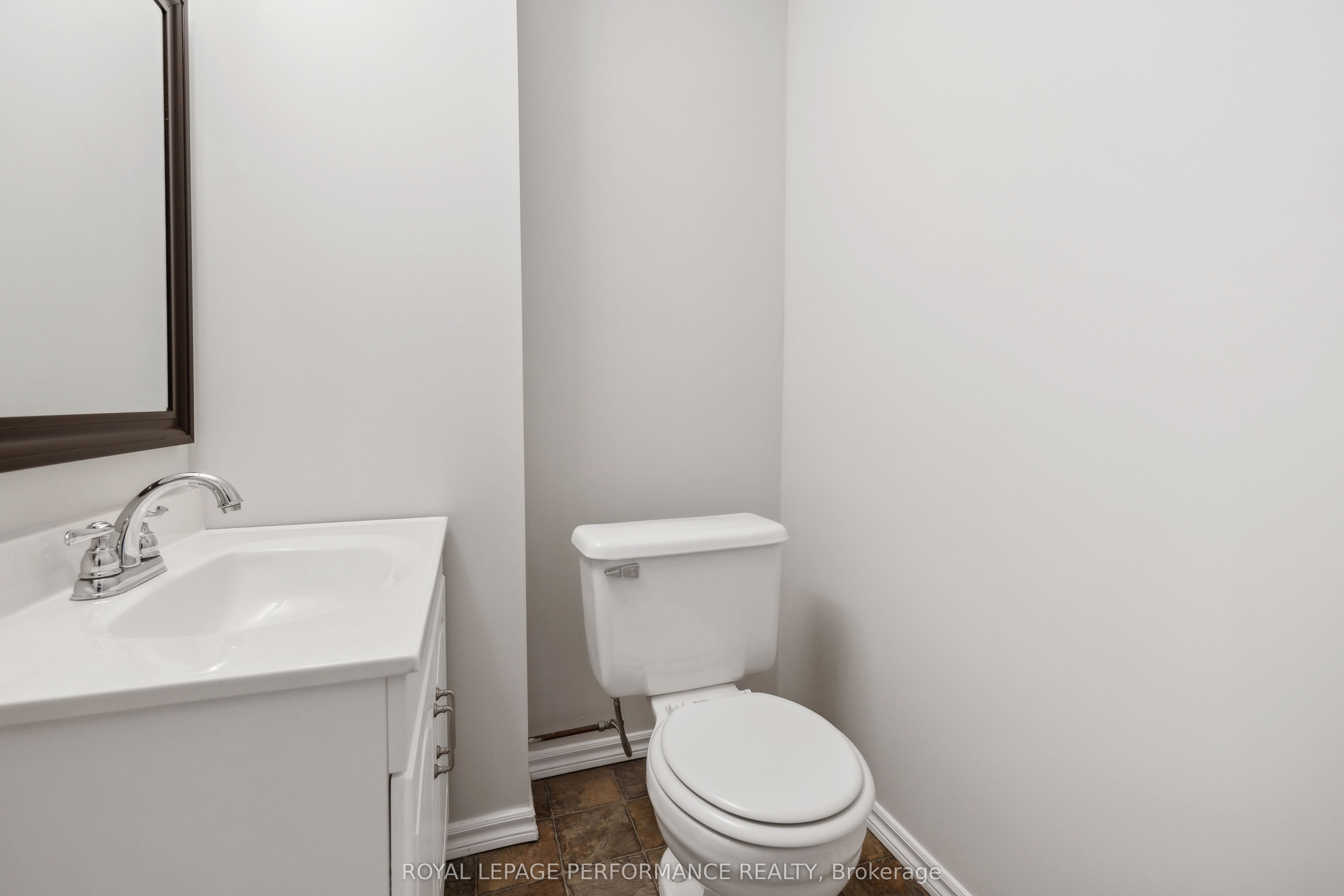 1873 Du Clairvaux Road Property Photo 34