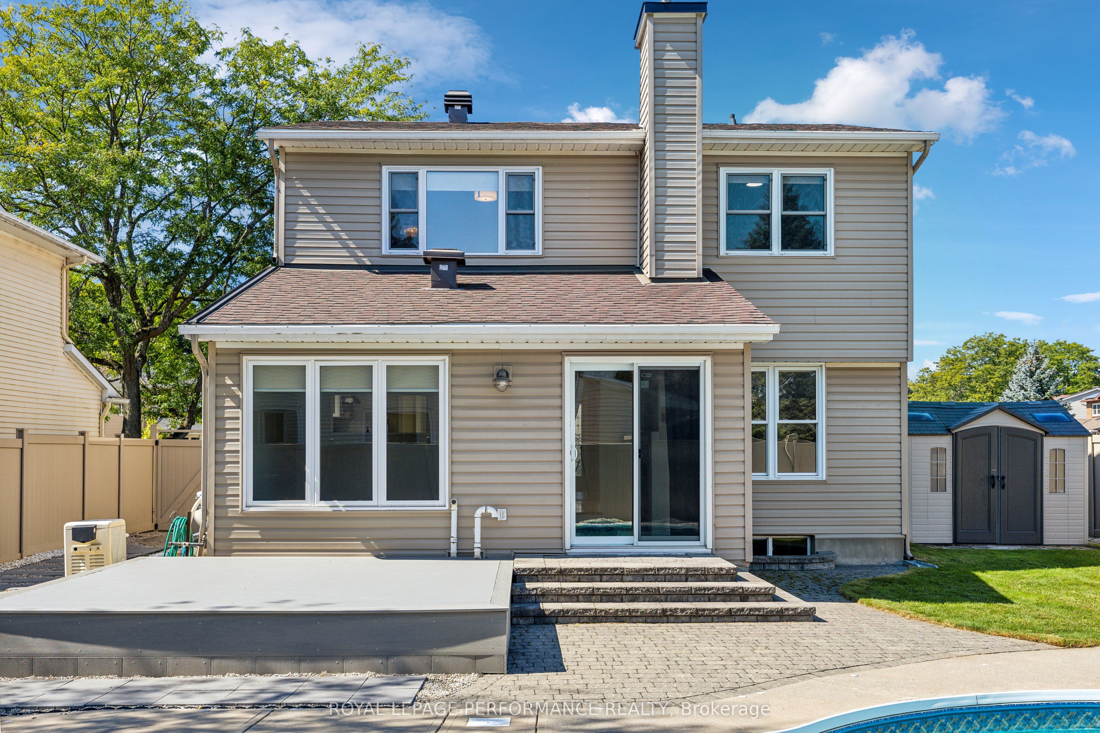 1873 Du Clairvaux Road Property Photo 39