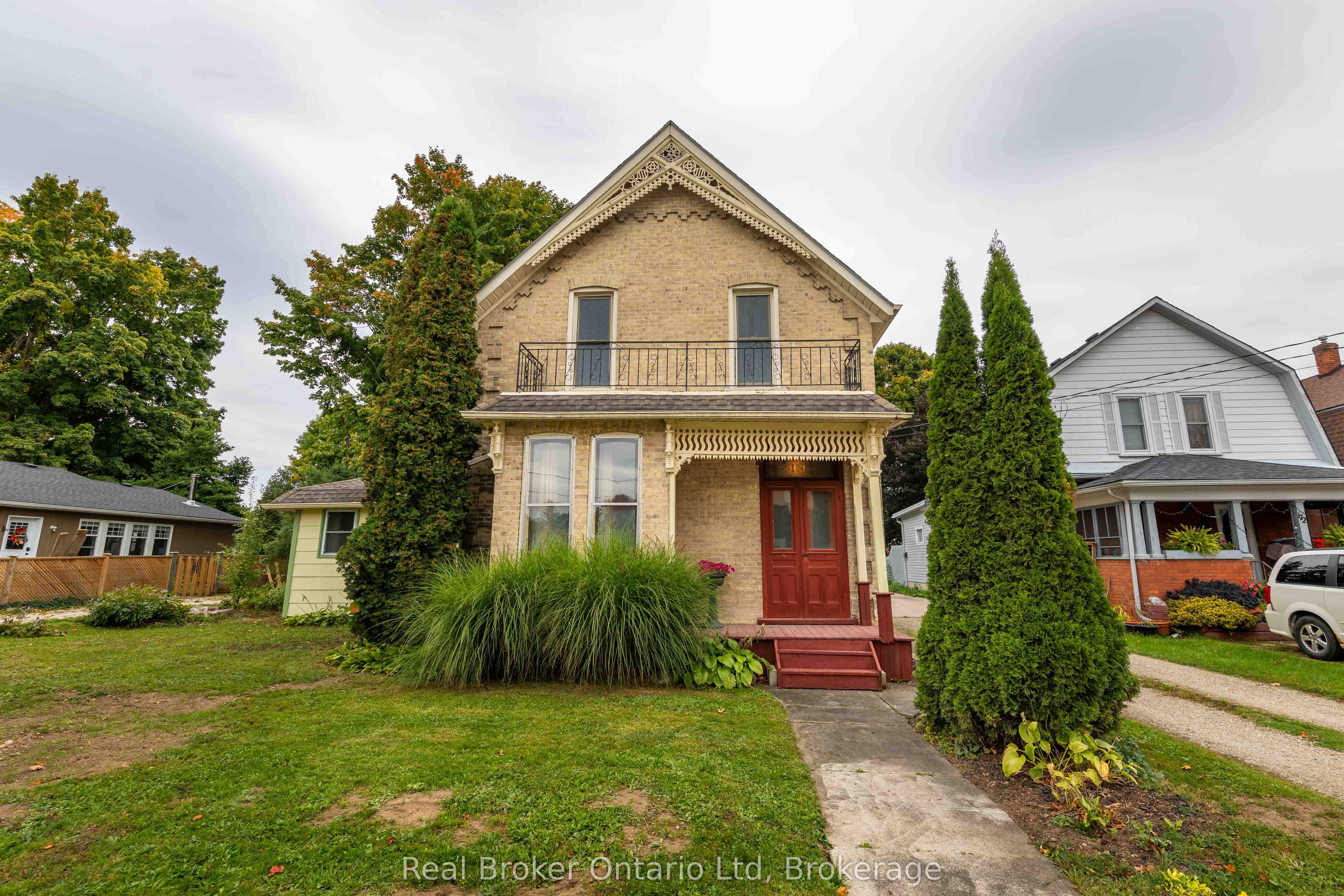 164 Queen Street Property Photo