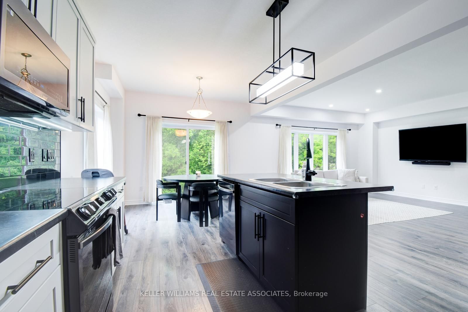 150 Eccles Avenue Property Photo 12