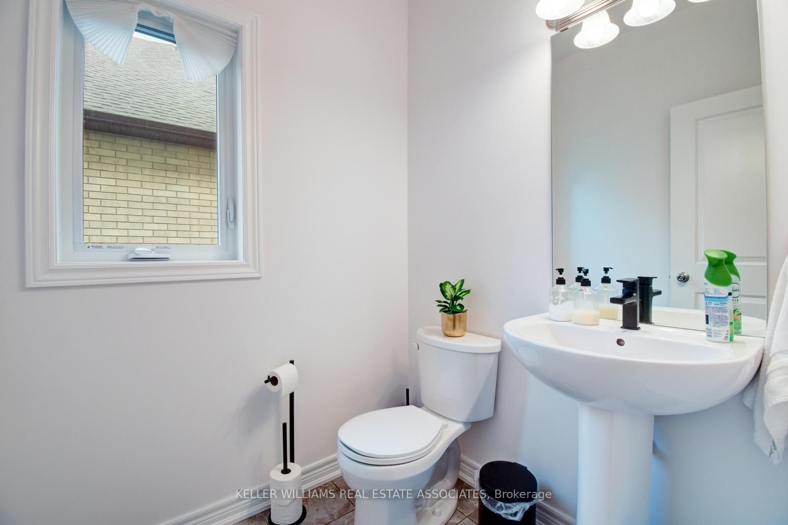 150 Eccles Avenue Property Photo 18
