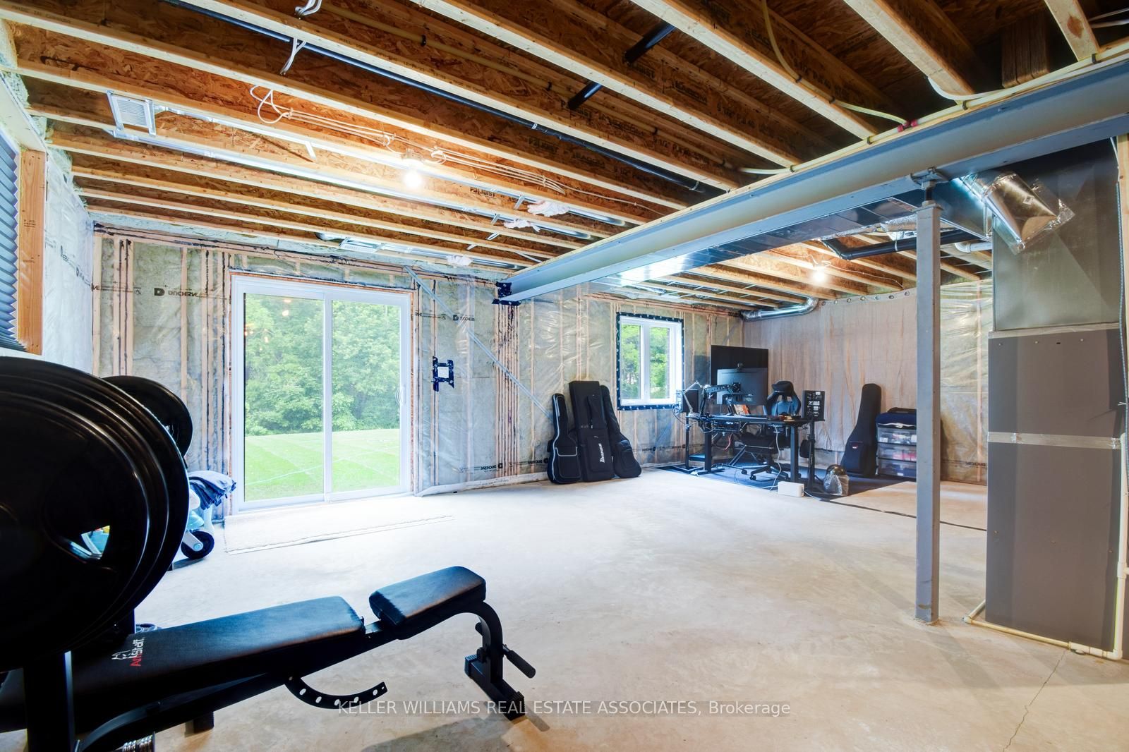 150 Eccles Avenue Property Photo 33