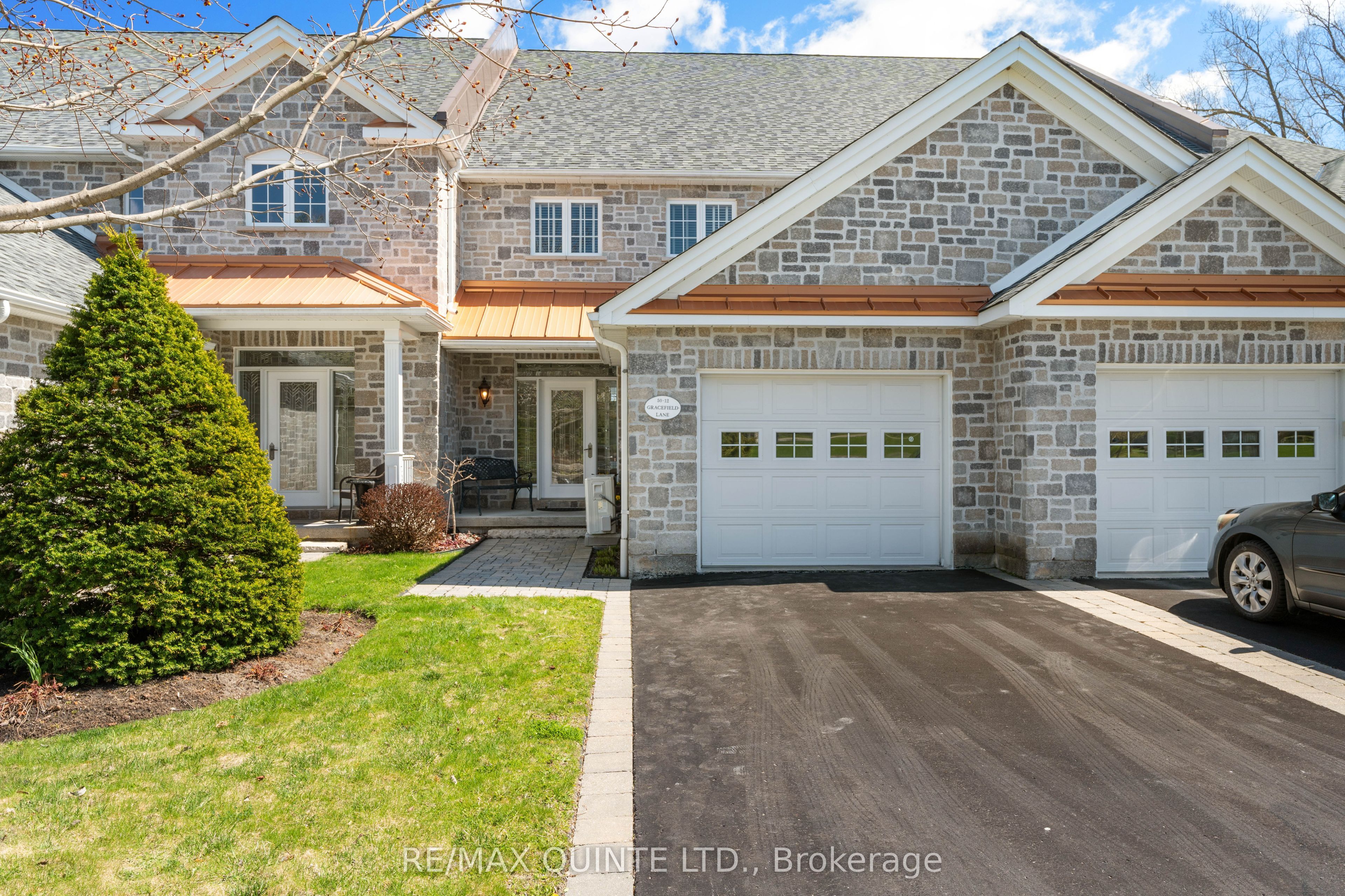 50 Gracefield Ln Property Photo