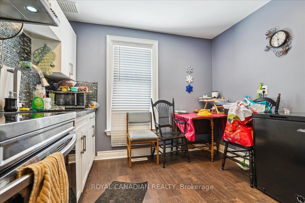 341 George Street Property Photo 16