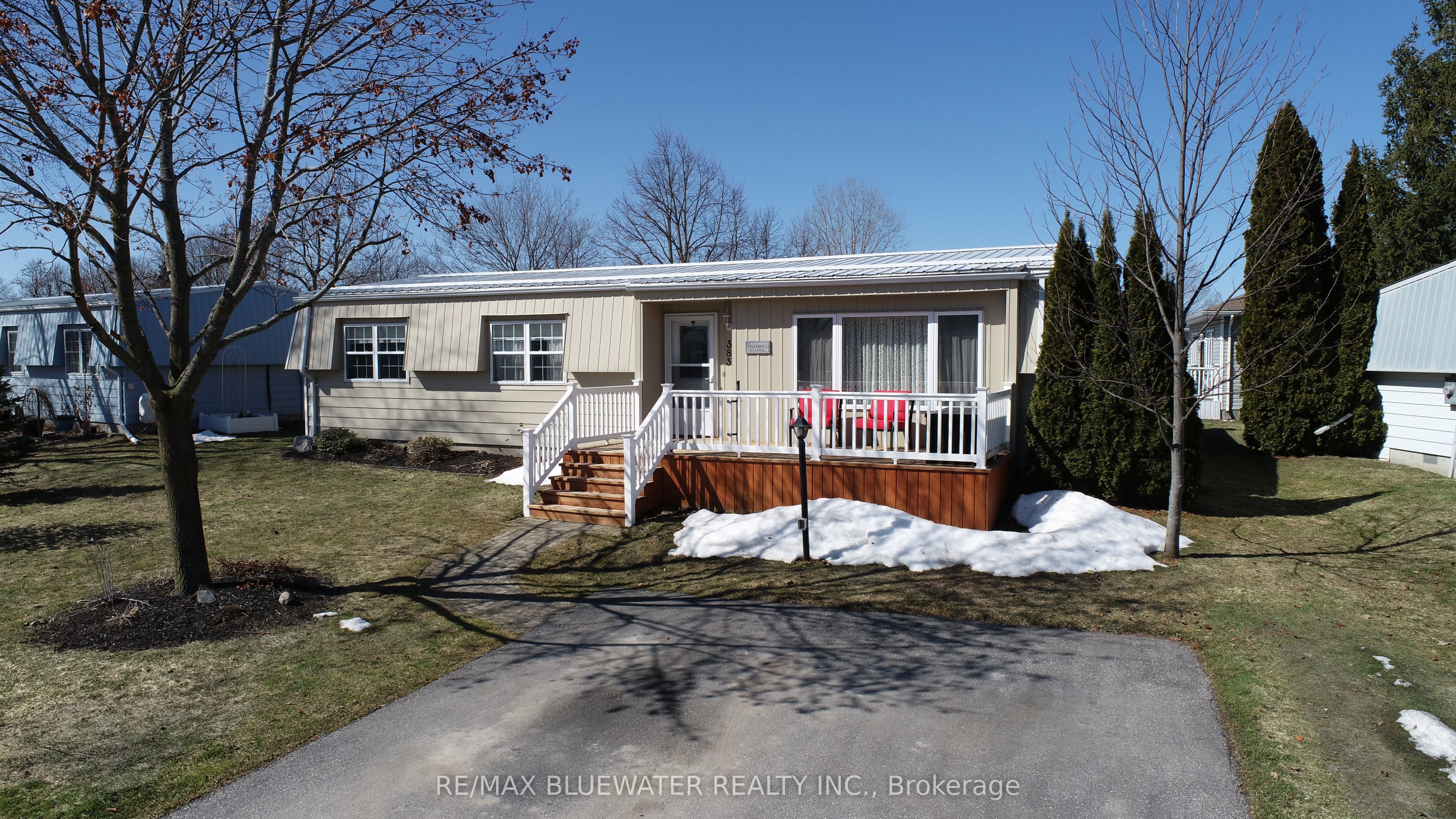 383 Augusta Cres Property Photo