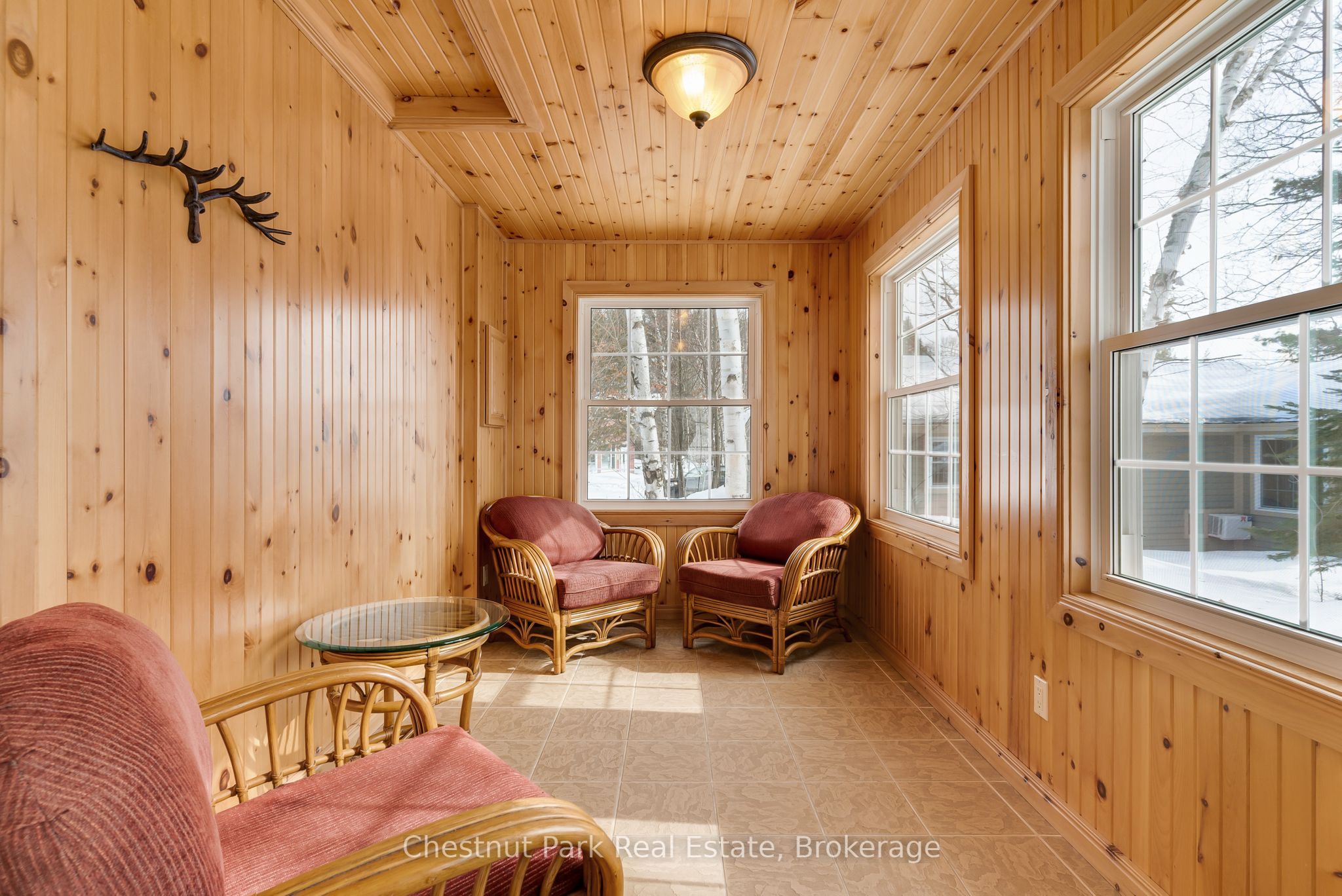 1052 Rat Bay 105-8 Road Property Photo 17