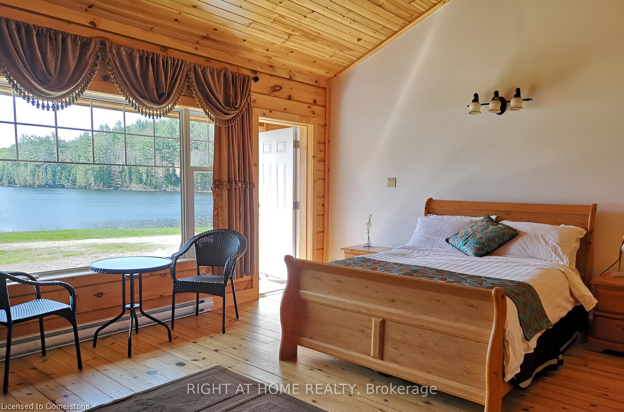 2937 Old Barrys Bay Road Property Photo 9