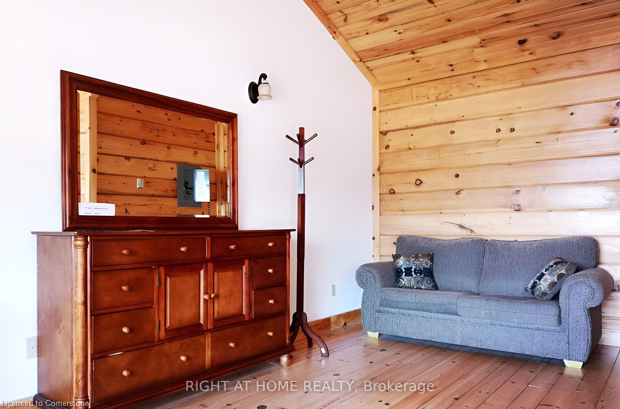 2937 Old Barrys Bay Road Property Photo 12