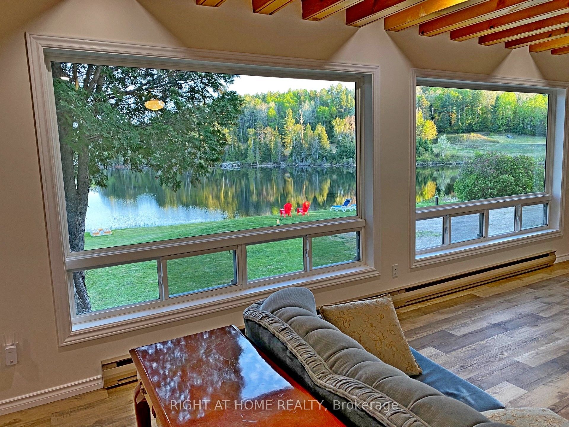 2937 Old Barrys Bay Road Property Photo 32