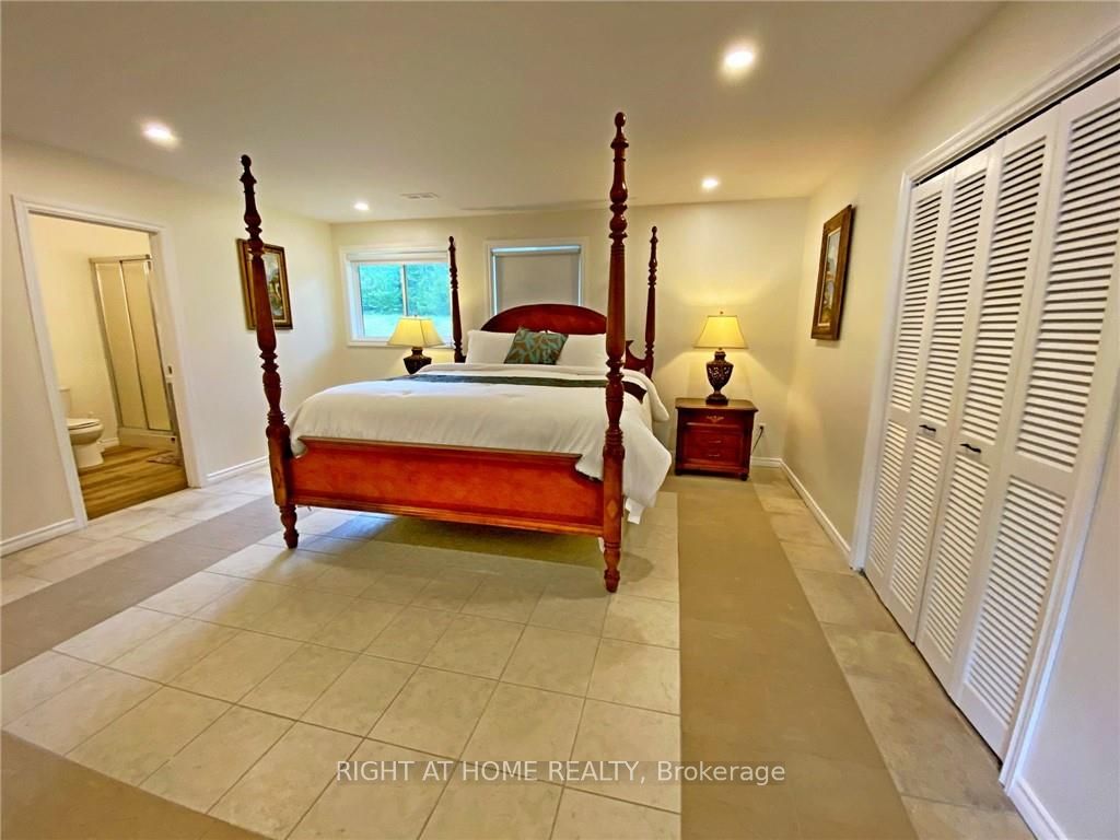 2937 Old Barrys Bay Road Property Photo 44